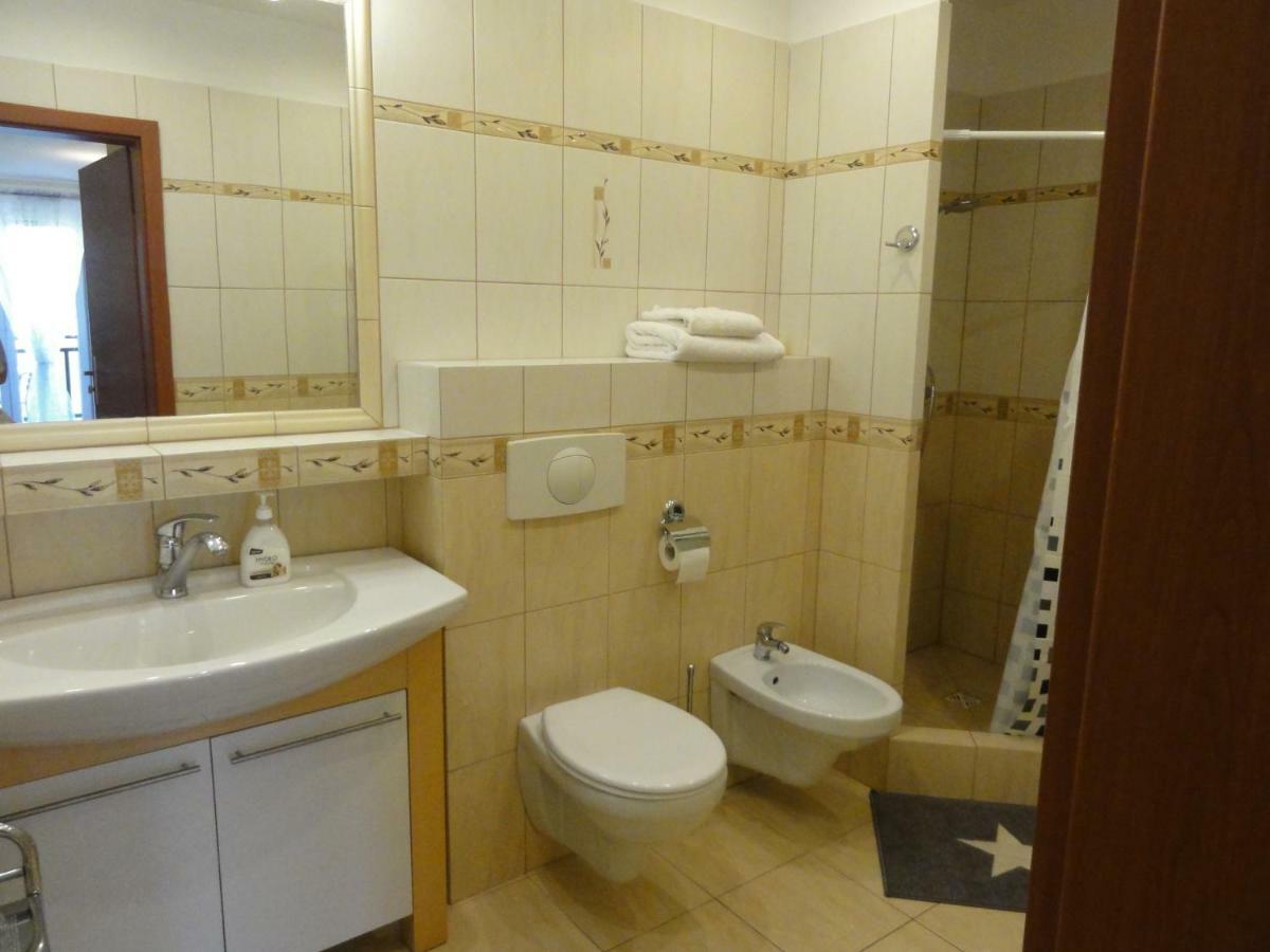 Apartement Basti Поберово Экстерьер фото